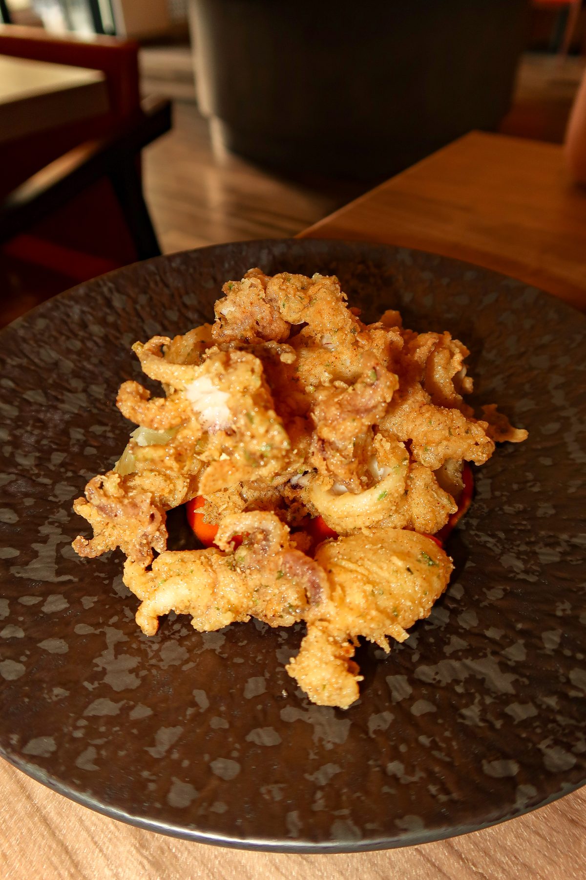Lightly fried crispy calamari